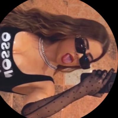 YasAoQuadrado's profile picture. 