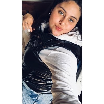 Soltar a tiempo es la mejor forma de abrazarse a uno mismo. 💫