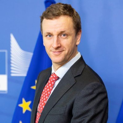@EU_Commission Spokesperson for Trade & Agriculture. Irish-grown Swede 🇸🇪🇮🇪, full-time European 🇪🇺. Views my own.