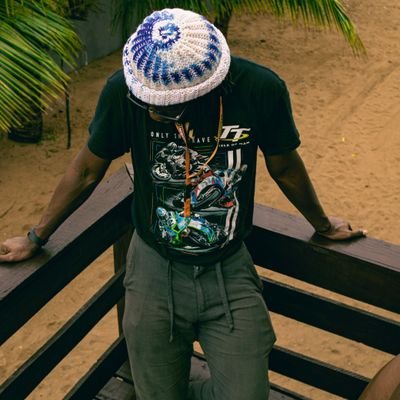 LajuMabiaku's profile picture. .......I am unconventionally disinterested.