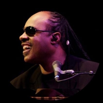 The official Twitter account of Stevie Wonder  #DreamStillLives