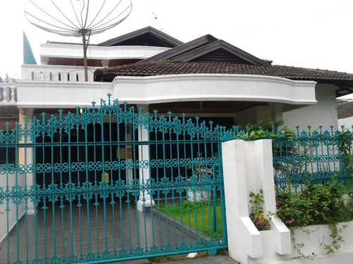 CariRumahMedan's profile picture. kami membantu anda mendapatkan rumah di Medan, anda bth rumah Kontrakan atw mau Beli Rumah mention saja ke kami, dn tinggalkan nomor telepon di DM. Pin:28421F0C