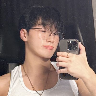 Tuds ๐๐ Profile