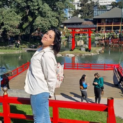 almenddra's profile picture. soy valiente .. 🦋
¿como me describo ahora?