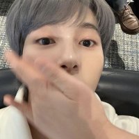 👊🏻👊🏻 (@yeowwnii) Twitter profile photo