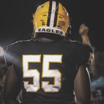 Greenwood High 2025 Athlete | 4.3 GPA | OL | Mind over Matter | https://t.co/xI4Hvcazyw | email: jermaine.smith2007@gmail.com