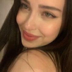 jennifer_roy29's profile picture. I create art through creativity to grab the attention of my lovely clients through my designs 🌟*| DM me !! #Logo | #Overlay | #Emotes | #Banners | #Streampack