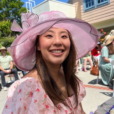 PurpleBJenga's profile picture. TV Writer - BIG SHOT (S2). 2021 Disney Writer Fellow. Writes sibling squabbles & genre. Low key nerd! Price is Right WiNNER! Mom's fav!
https://t.co/VZCAZz8pkf