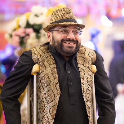 Bites85's profile picture. Foodpreneur  🥩 Youtuber 📽 Marketing Geek 👨🏻‍💻