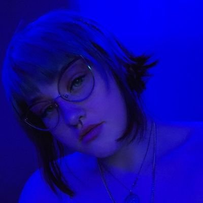 |Pro blm|Antimap|they/them|Im human|cosplayer wanna be| Cosmo|level 26| OBSESSED WITH RANDOM STUFF