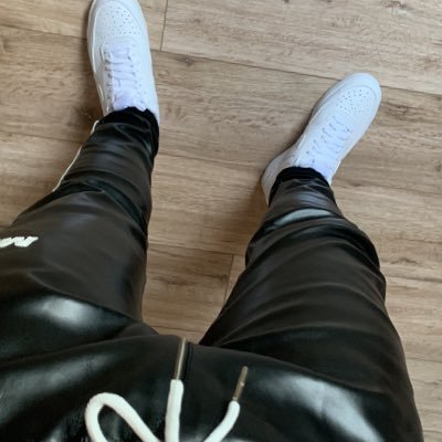 Scamlad for weak online subs, 27, 🇩🇪 🇺🇸 | hit me up for removing content