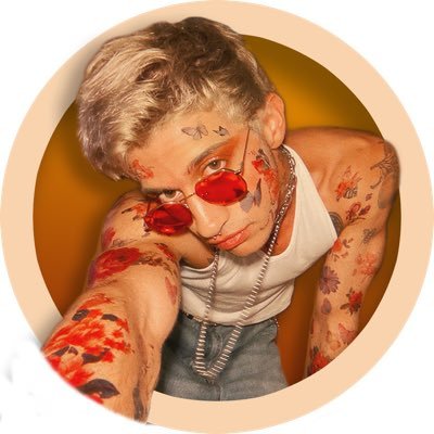 rumbajsa's profile picture. imbarazz · he/him