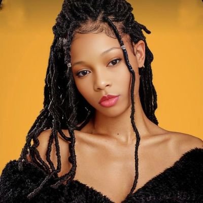 Beautiful as you can see.🙈🥵
seek permission before you slide in my DMs😌
Tiktok-@Rositasweet1
I.G- @simonroseowoyanu, @rosita.beautytouch, @mama_sita47.