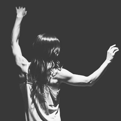 LaraWard12's profile picture. Performer/Maker/Practitioner