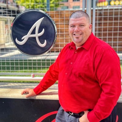 Respectful southern gentleman here loves baseball GO BRAVES! loves pro wrestling and making new friends.  Be respectful and no politics.  Have a blessed day!