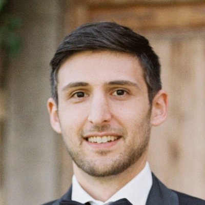 I tweet about web development, ML, startups, and news.