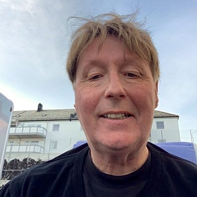 Tror ikke lenger på alt og alle... Men har hatt troen på Arsenal FC siden tidlig 70-tall ...