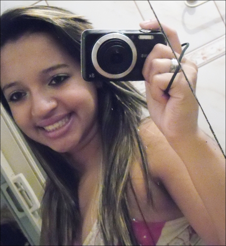 sou o Q. sou & não mudo por absolutamente, ninguém ;p
