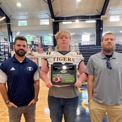 2026 Troup high School Center 6’2 300 GPA 3.9 wadetengland@students.troup.org