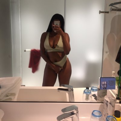 Hookups available || FaceTime available || I reply to DMs that talk bout $