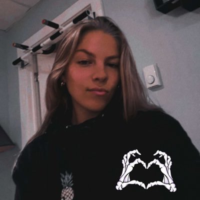 yuhhitsfishh's profile picture. 