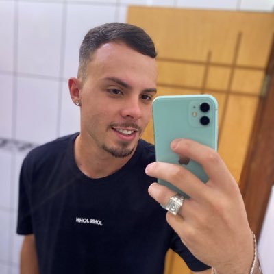 EduPassos19's profile picture. Temos dias ruins, Para que possamos dar valor nós dias bons!”🤞🏻🍀