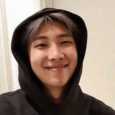@BTS_twt
🍯°₊ 9ten humαn kisser.
|| - ̗̀아기: sweet passive !¡
ʕ •ᴥ•ʔ høney liρs s🌛 + Spreen🐚