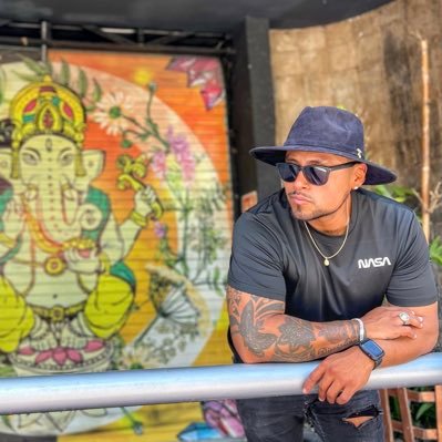 DeusDeDit555's profile picture. 