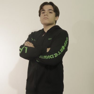 MadBoy6od's profile picture. 23/ gears player for……  Always Look Foward 🔥