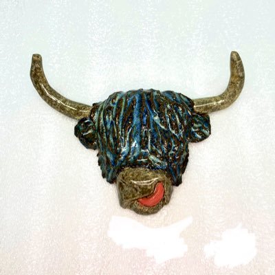 EllieComm's profile picture. 