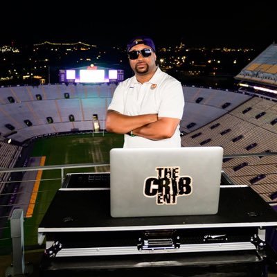 The Official LSU Football Tigers Stadium DJ… Bransoncognac,Lecheminduroi Brand Ambassador Music Giant 🔊 https://t.co/YqBDM4Gqvp IG/FB @Kooldjsupamike #ItsKool