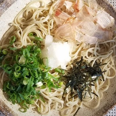 🐚三重県尾鷲市⚓
尾鷲庁舎前の蕎麦屋
『手打ち蕎麦長べや』です
以前のアカウントが使えなくなりました。