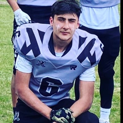 Italian that lives in London🇮🇹/linebacker 5’9 170 lbs/ player for the @londonwarriors/In God I trust/ericobruno03@gmail.com/NCAA NUMBER 2312187384.