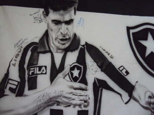Brilha a tua estrela,
Canto com muita emoção,
o preto e branco é minha vida.
Te amo! Óh meu Fogão ♪♫
