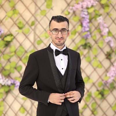مصمم متخصص في الموشن جرافيك للتواصل واتس اب https://t.co/5y2WpfrEuZ