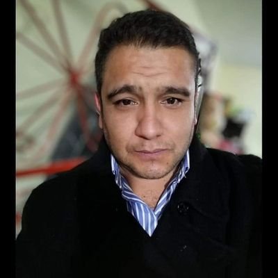 Mora_1822's profile picture. viviendo en presente la nostalgia del pasado y la incertidumbre del futuro.