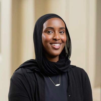 Psych PhD student @UMich | identity + critical consciousness + political attitudes  | @queensu alum | decolonize your mind 🌱| 🇸🇴