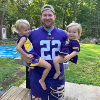 SKOL VIKES! MN sports fanatic continually let down. Fantasy football nerd. #Vikings #Twins #Wild #Wolves #UMDBulldogs #RTB #UNC #SFB12