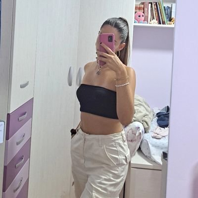 rociosaantos's profile picture. hola.