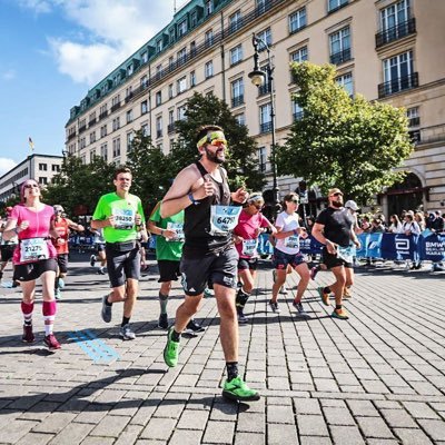 8 x marathon runner. London x2, Loch Ness, Brighton, New York, Berlin, Tokyo and Blackpool 🏃🏻‍♂️ 4/6 Majors ⭐️ ⭐️ ⭐️ ⭐️ Arsenal fan ⚽️