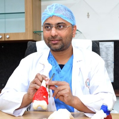 Orthopedic Oncosurgeon who is dedicated to Cancer Care with Medical Advancements : 3D Printing technology , Augmented Reality(AR) & Virtual Reality(VR)