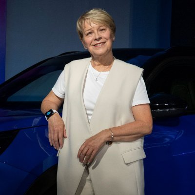 @Peugeot Brand CEO
Passionate about creating the future of mobility in a diverse and inclusive environment.