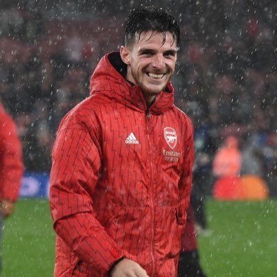 your girlfriend/ wife only shows you chats from guys she doesn't like. 🚶🏽♂️God I’m grateful❤️ @Arsenal fan! Wizkid fc!