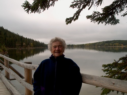 maroan1941's profile picture. Born in England. Emigrated to Canada in 1973. Married 2 kids, 6 grandkids. Retired with nerve damage to my hands.