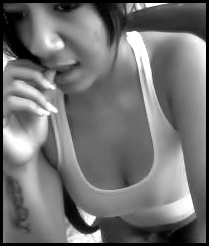 elαs fαlα mαl de mim, mαs nem tα me αbαlαndo, quαnto mαis tu fαlα mαl, meu ibope tα αumentαndo. ♪♫*