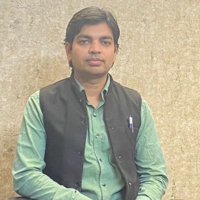 DevShankarArya's profile picture. पूर्व विधायक प्रत्याशी | Member @YuvaHallaBol | Masters in History LLB(DU)