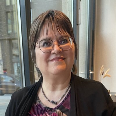 skoko's profile picture. Digital pioneer helping people and companies to shine online with #digital strategy, #SocialMedia training, #communication and #personalbranding