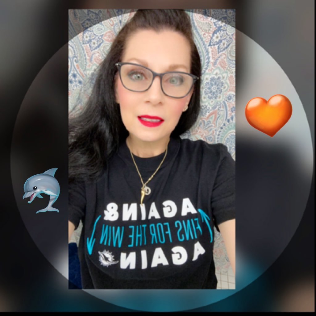 PHINS FAN TIL I DIE! PHINS  FAN  LOUD & PROUD #FinsUp #itsourtime TuaMVP QB1 🧡🐬🧡 Heat 🏀 Panthers 🏒 Marlins ⚾️  Canes 🙌🏻crazy Bon Jovi Girl 🤘🏻