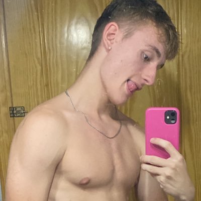 prvrontop's profile picture. Existo, luego pienso (?)