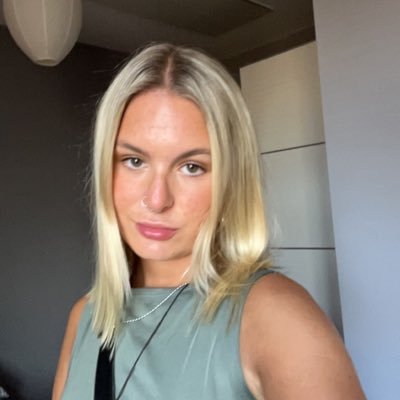 niamhlimerick's profile picture. 